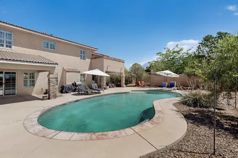 9154 Oakland Ave NE, Albuquerque, NM 87122