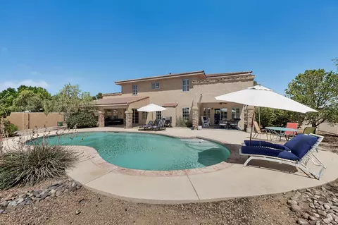 9154 Oakland Ave NE, Albuquerque, NM 87122