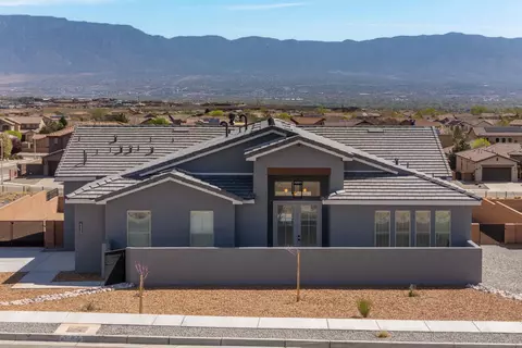 6820 Quivira Dr NW, Albuquerque, NM 87120