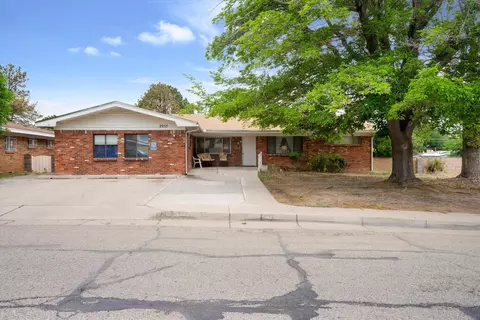 2957 Wisconsin St NE, Albuquerque, NM 87110