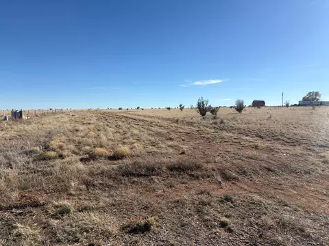 17 Windgate, Edgewood, NM 87015