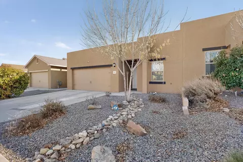 9832 Sacate Blanco Ave SW, Albuquerque, NM 87121