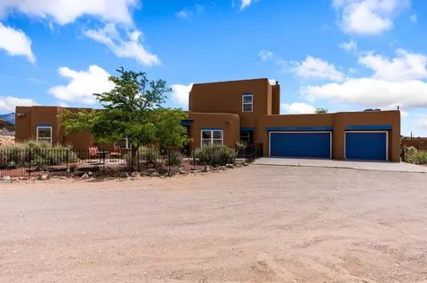 1460 Nez Perce Loop NE, Rio Rancho, NM 87144