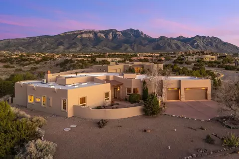 4 Meadows Pl, Placitas, NM 87043