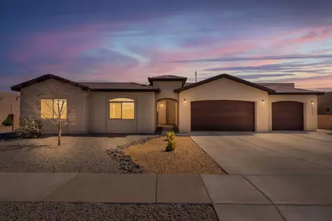 8020 Monte Carlo Dr NW, Albuquerque, NM 87120
