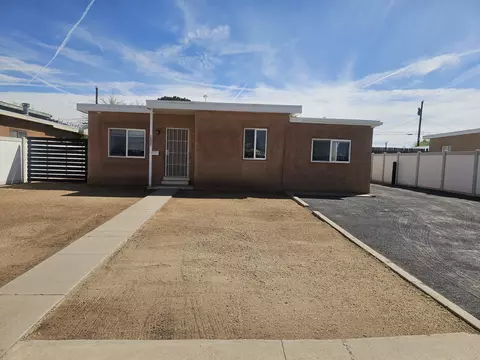 2834 Monroe St NE, Albuquerque, NM 87110