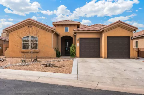935 Palo Alto Ct, Bernalillo, NM 87004