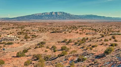 2305 Desert Marigold Rd NE, Rio Rancho, NM 87144