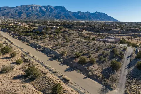46 Anasazi Trails Loop, Placitas, NM 87043