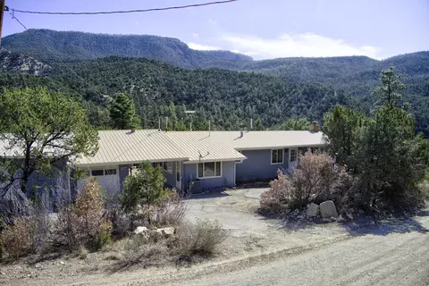 87 Redondo Rd, Jemez Springs, NM 87025