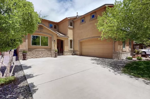 8142 Sand Springs Cir NW, Albuquerque, NM 87114