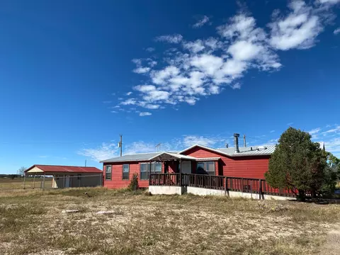 70 Clara Ln, Estancia, NM 87016