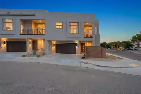 4231 Vida Verde Ln NE, Albuquerque, NM 87109