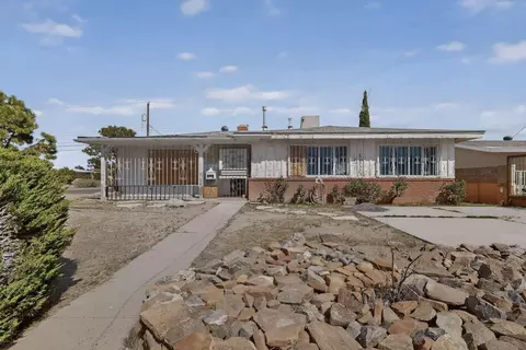 336 55th St NW, Albuquerque, NM 87105
