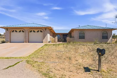 3 Stella Ct, Belen, NM 87002