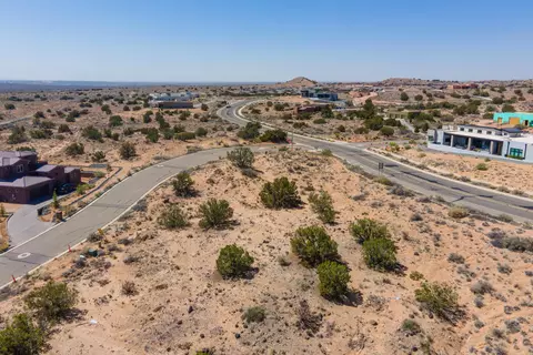 2402 Desert Zinnia Rd, Rio Rancho, NM 87144