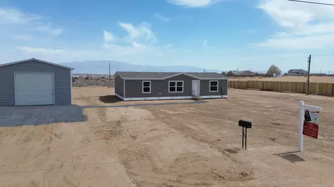 806 24th St SW, Rio Rancho, NM 87124