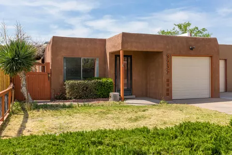 3237 Corona Dr NW, Albuquerque, NM 87120