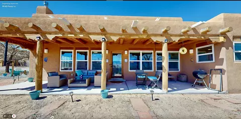800 Penny Ln, Corrales, NM 87048