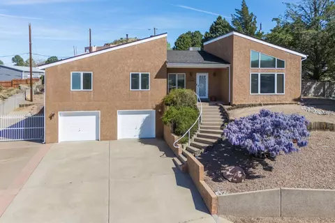 14325 Skyline Rd NE, Albuquerque, NM 87123
