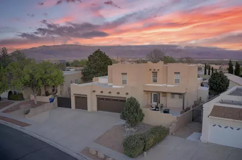 8402 Rancho Ventoso Ct NW, Albuquerque, NM 87120