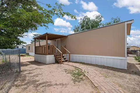 714 City View Dr SW, Albuquerque, NM 87105