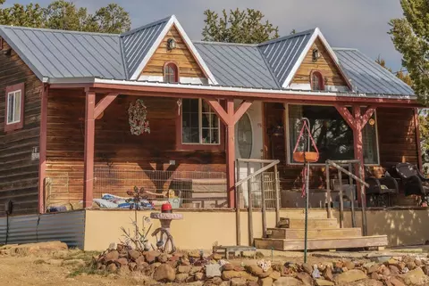 15 Victoria Ct, Pie Town, NM 87827