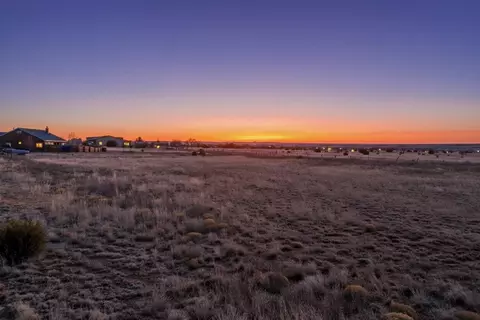 10 Duchess Ct, Edgewood, NM 87015