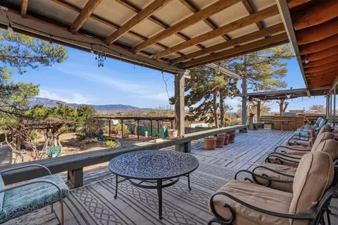 1303 32nd St SE, Rio Rancho, NM 87124