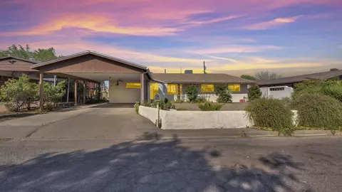 917 Bee Ct, Socorro, NM 87801