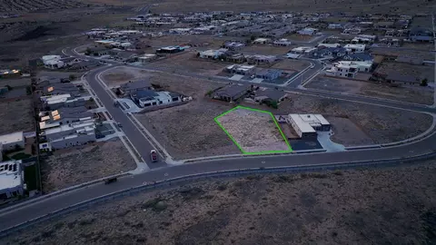 7805 Urraca St NW, Albuquerque, NM 87120