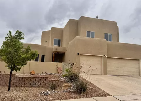 9905 Cardinal St NW, Albuquerque, NM 87114
