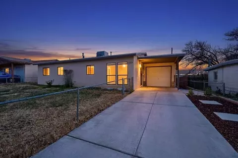 11524 Love Ave NE, Albuquerque, NM 87112