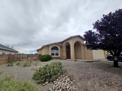 909 Hollow Park Ct SE, Rio Rancho, NM 87124