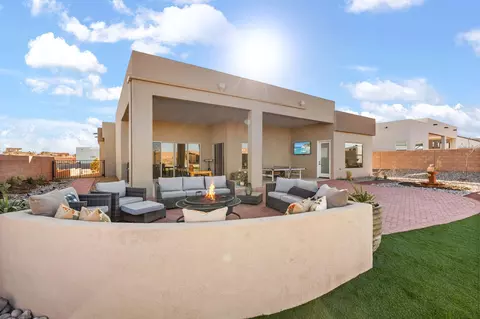 6717 Nacelle Rd NE, Rio Rancho, NM 87144