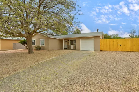 700 Atlantic Rd SE, Rio Rancho, NM 87124