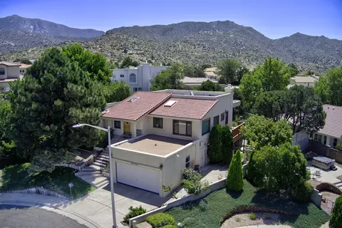 13616 Ernesto Ct NE, Albuquerque, NM 87112