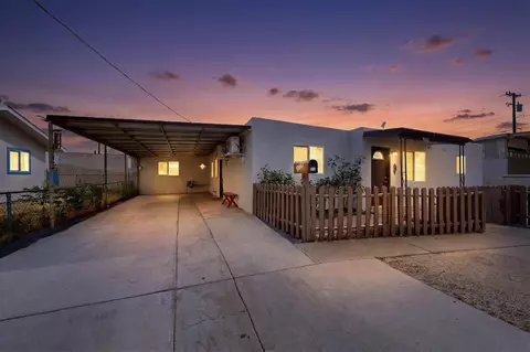 804 Prospect Ave NW, Albuquerque, NM 87102