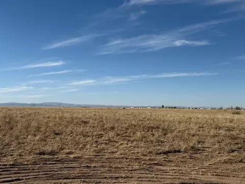 2-102 Hinson Rd, Belen, NM 87002