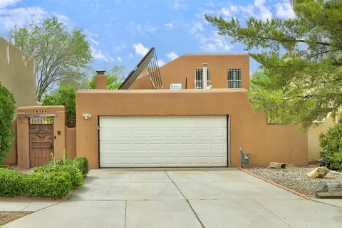 5319 Saratoga Dr NW, Albuquerque, NM 87120