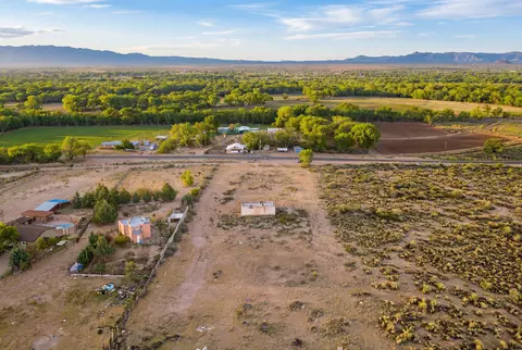 561 Nm-116, Bosque, NM 87006