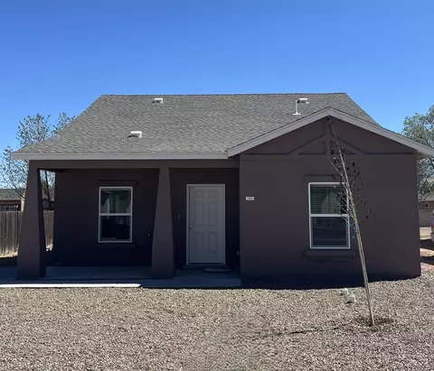 310 Camino Eric, Moriarty, NM 87035