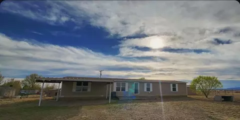 808 Kohala Ave, Moriarty, NM 87035