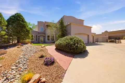 608 Posada Ct SE, Albuquerque, NM 87123