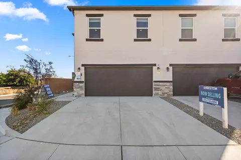 1898 Sunrise Ln, Rio Rancho, NM 87124
