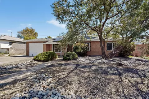 2026 Vermont St NE, Albuquerque, NM 87110