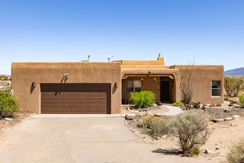 5941 Miller Rd NE, Rio Rancho, NM 87144