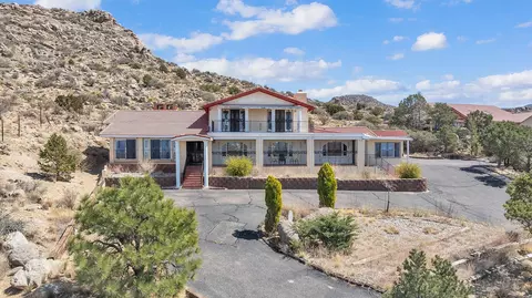 1512 La Tuna Pl SE, Albuquerque, NM 87123