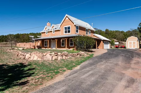 44 Magic Valley Dr, Sandia Park, NM 87047