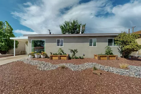 10521 San Jacinto Ave NE, Albuquerque, NM 87112